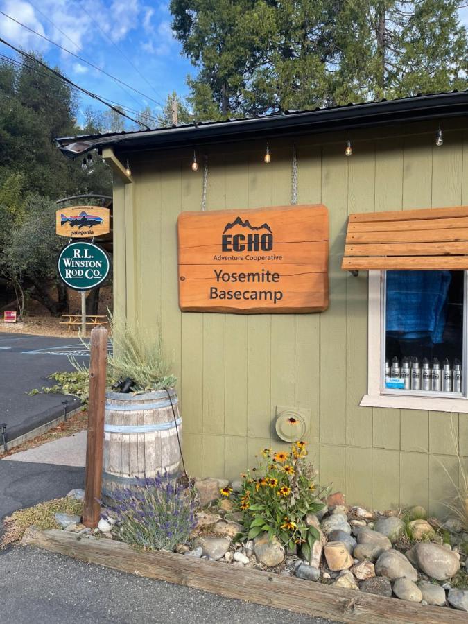 Yosemite Basecamp Ξενοδοχείο Groveland Εξωτερικό φωτογραφία
