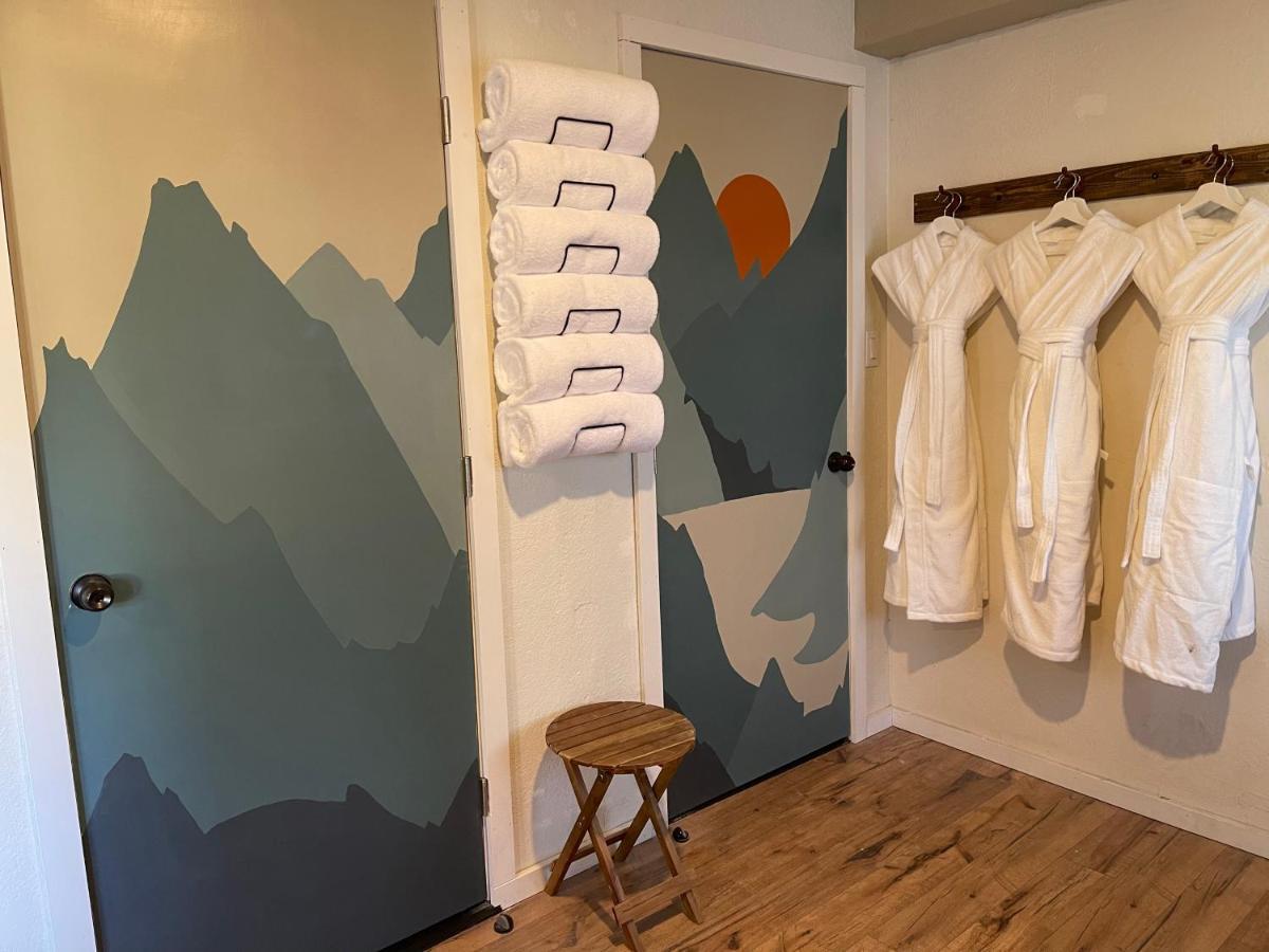 Yosemite Basecamp Ξενοδοχείο Groveland Εξωτερικό φωτογραφία